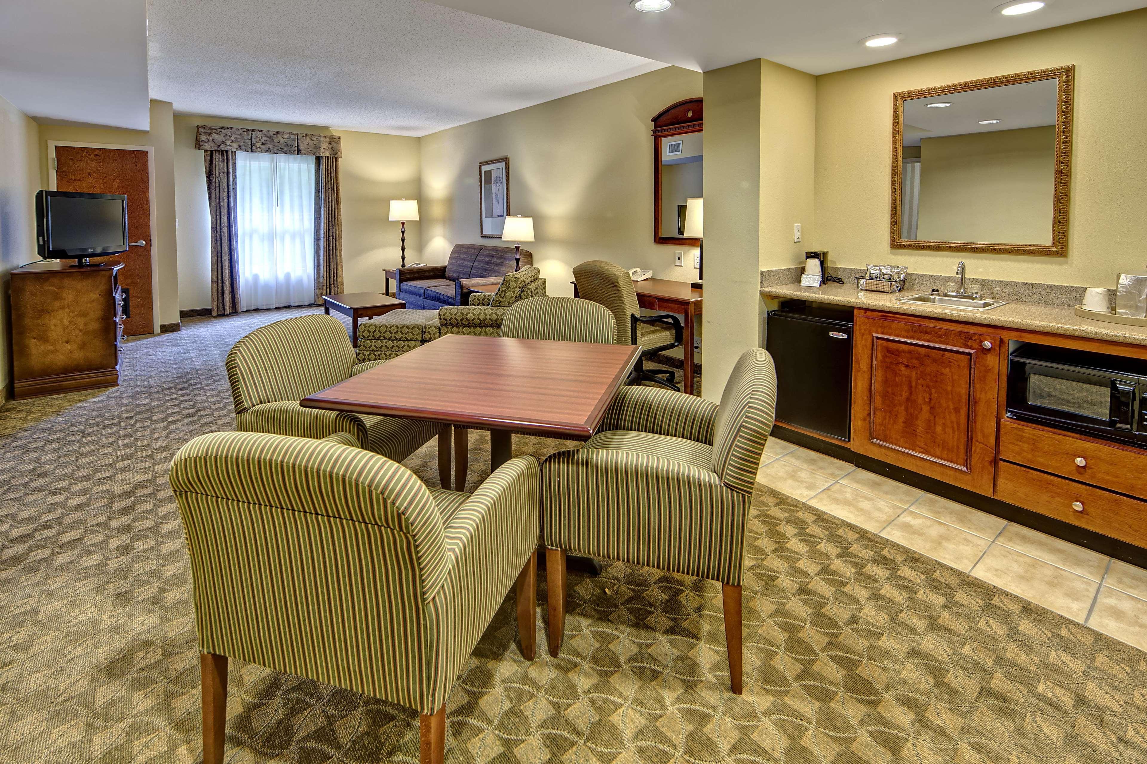 Hampton Inn & Suites Cashiers - Sapphire Valley Exterior photo