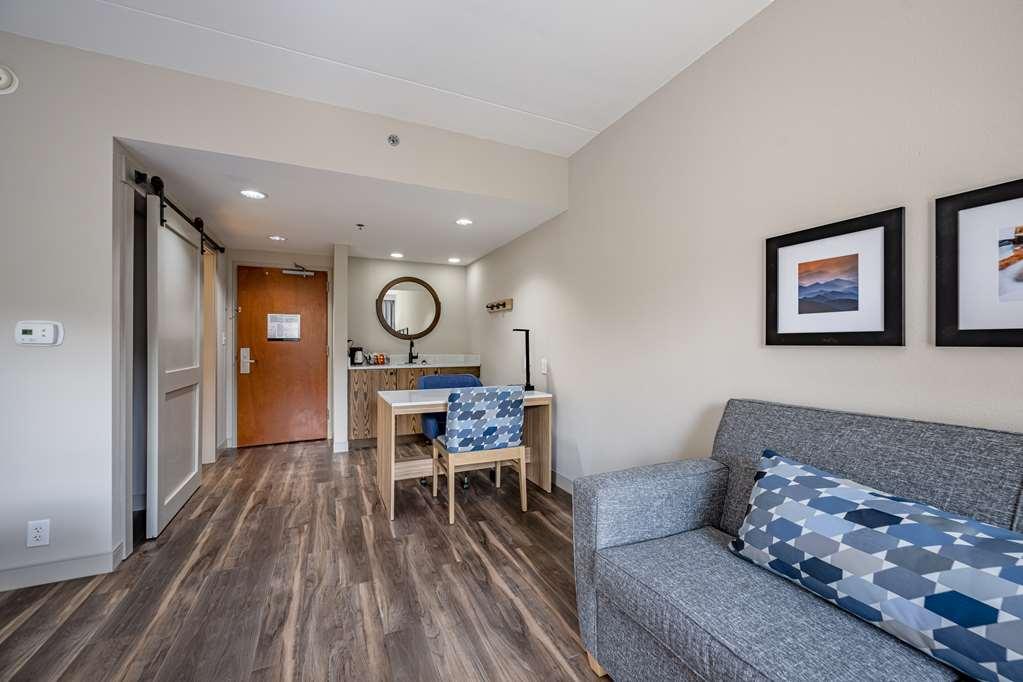 Hampton Inn & Suites Cashiers - Sapphire Valley Room photo